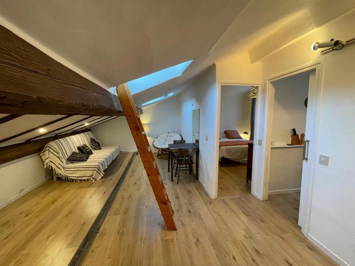 La Mansarda Dei Poeti La Spezia Cinque Terre Apartment Exterior foto